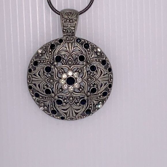 Silver Tone Art Decor Pendant - Picture 1 of 7